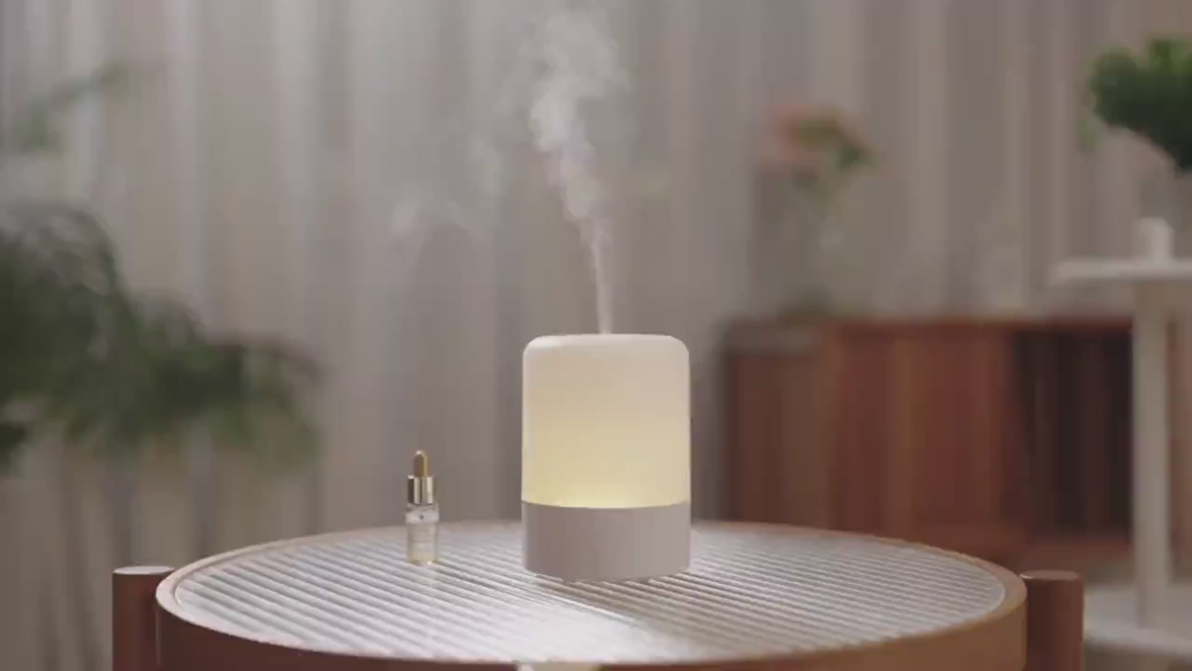 AuraGlow Aroma Diffuser
